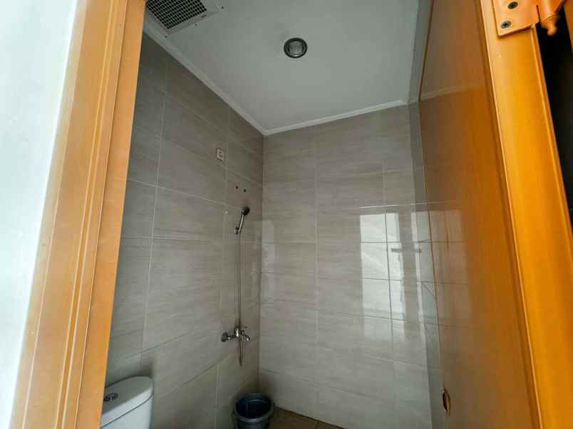 disewakan rumah jl ters cibaligo sariwangi