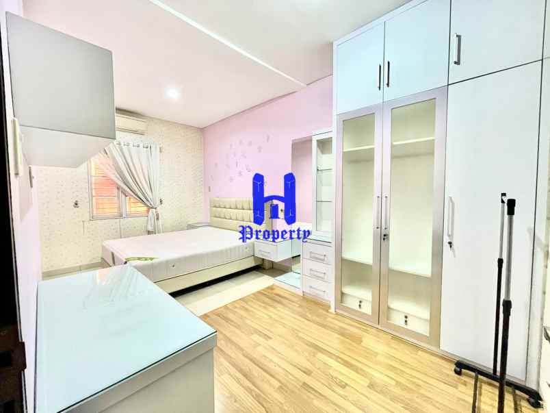 disewakan rumah komplek cemara asri jalan