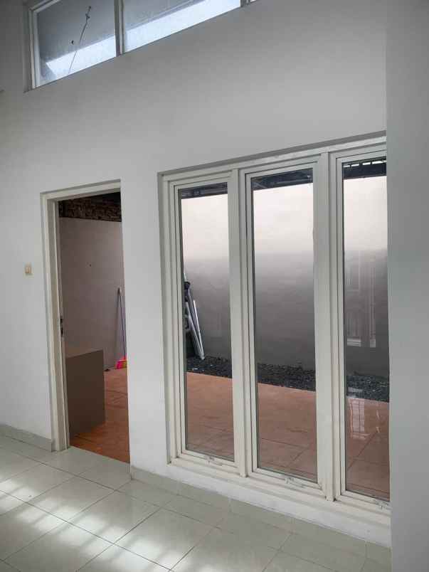 disewakan rumah pleret km 1