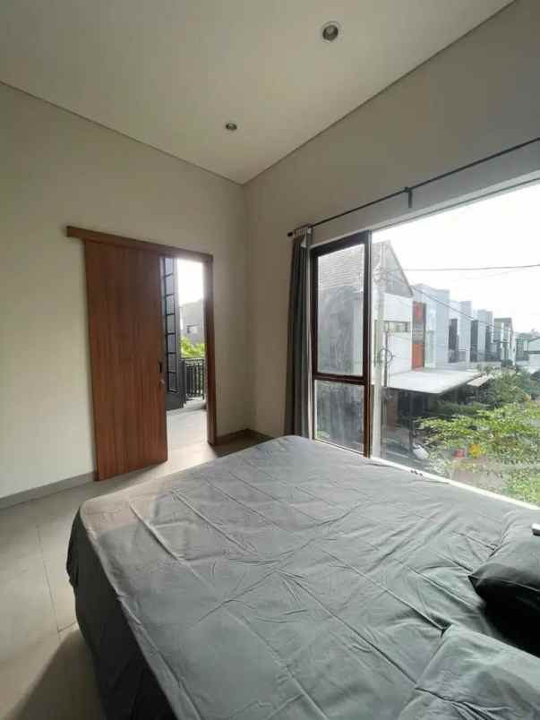 disewakan rumah serpong