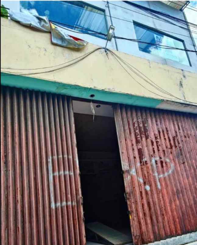 gedung ex showroom di raya kertajaya 2 5 lantai