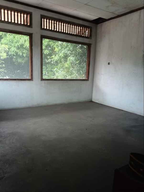 jual cepat rumah 2 lantai perum harkit karawaci
