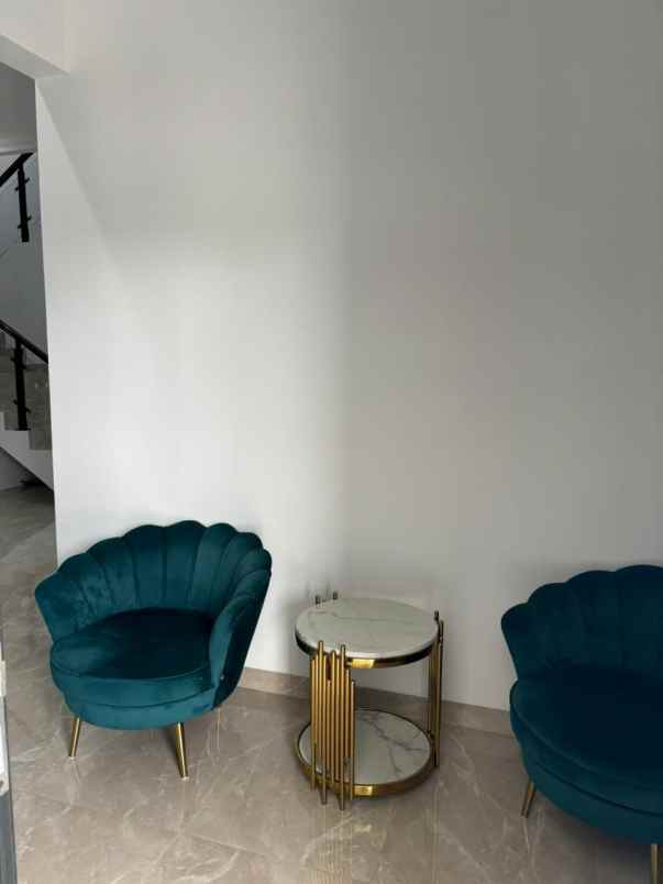 jual cepat rumah mewah 2 lantai di cibubur m