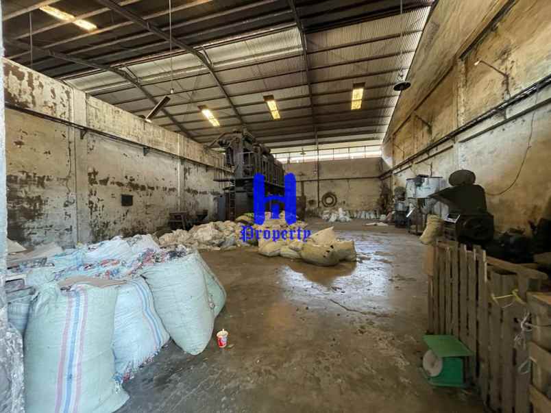 jual gudang 1 tingkat di jalan irian barat sampali