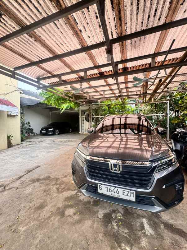 jual rumah 3 bangunan