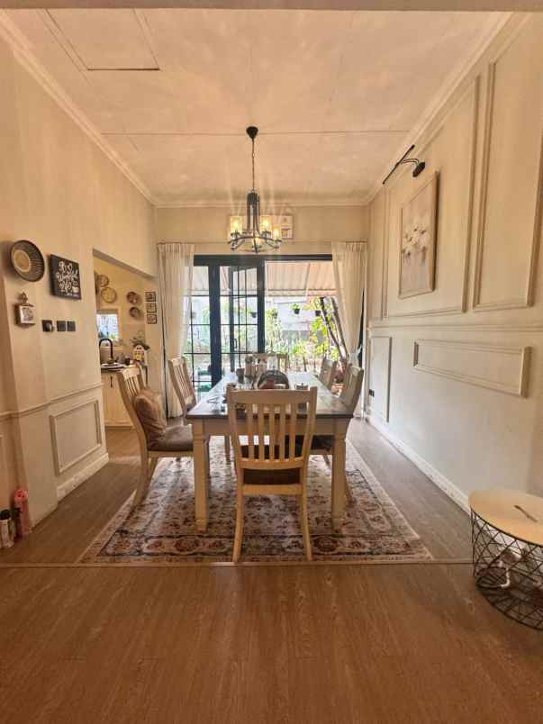 jual rumah 3 bangunan