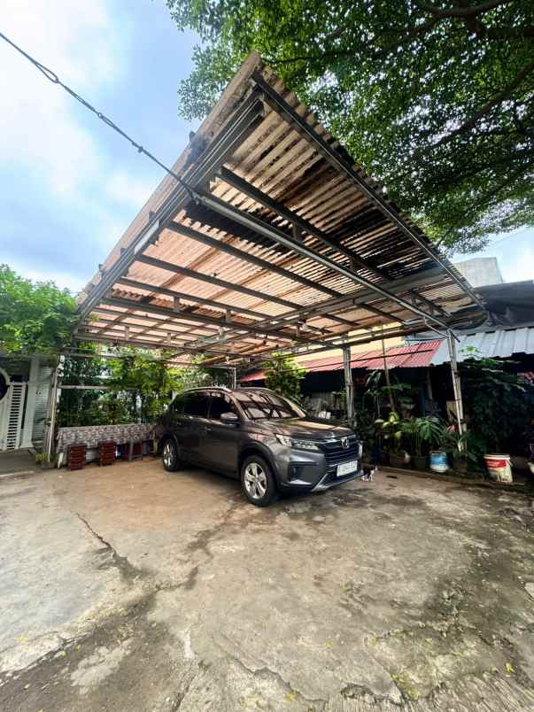 jual rumah 3 bangunan