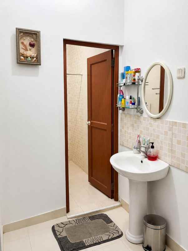 jual rumah cepat di komplek wisma pondok aren pondok