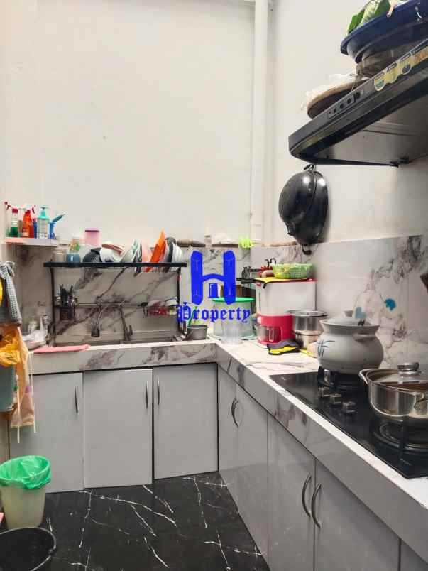 jual rumah di komplek givency one medan type versace