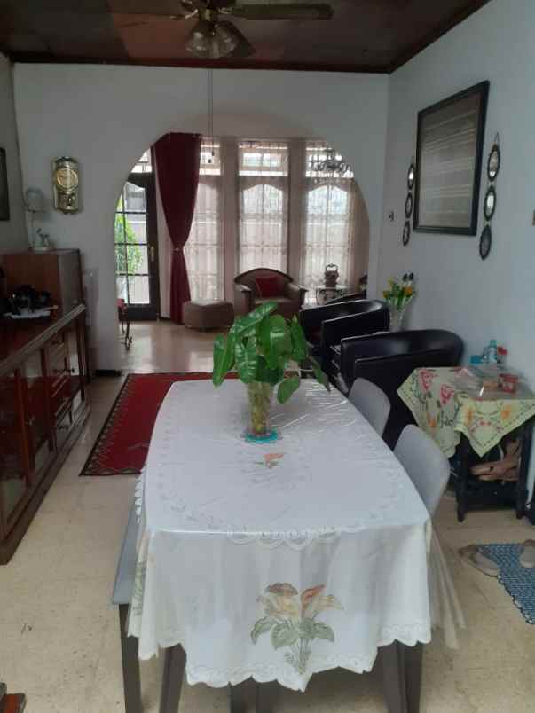 jual rumah di tebet barat jakarta selatan