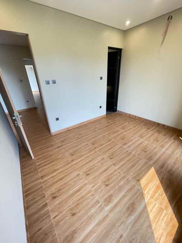 jual rumah free bphtb dekat toll cinere