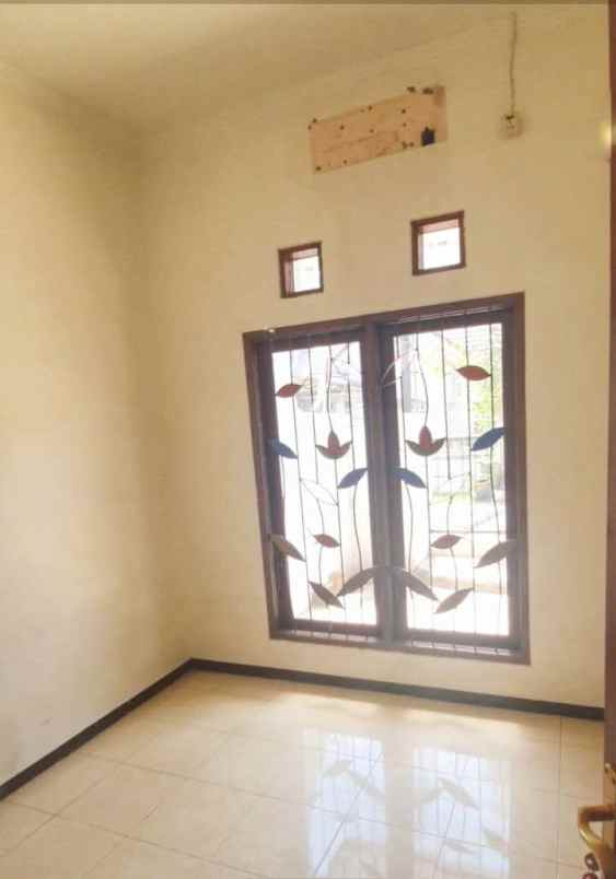 jual rumah graha sampurna indah surabaya barat