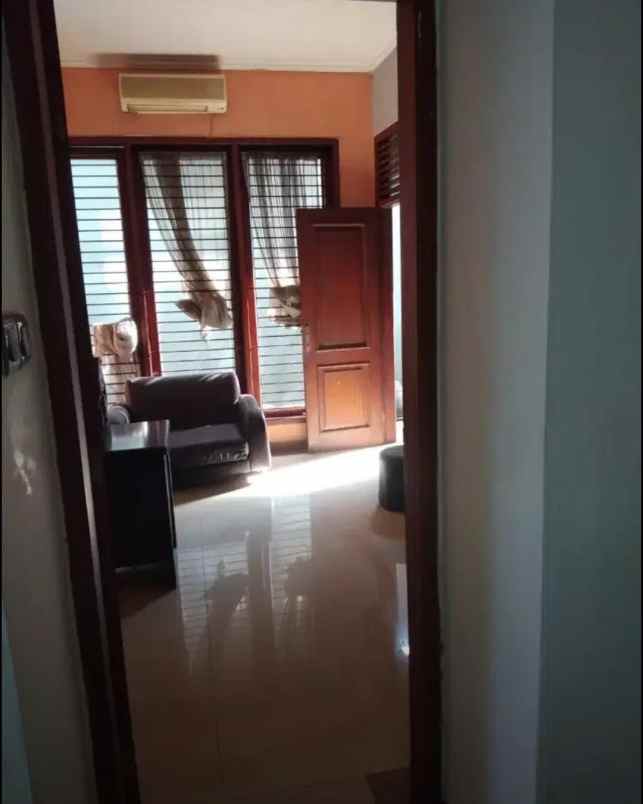 jual rumah minimalis di palmerah jakarta barat
