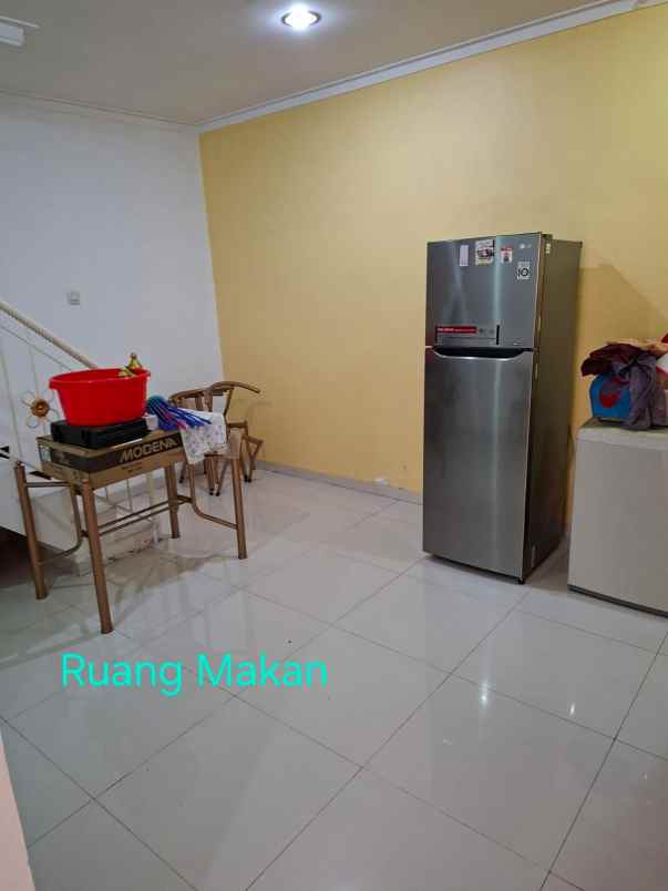 jual rumah taman palem lestari jak bar