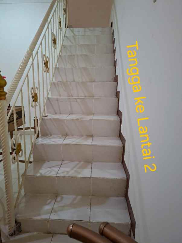 jual rumah taman palem lestari jak bar