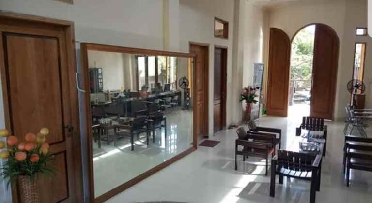 komersial gatot subroto