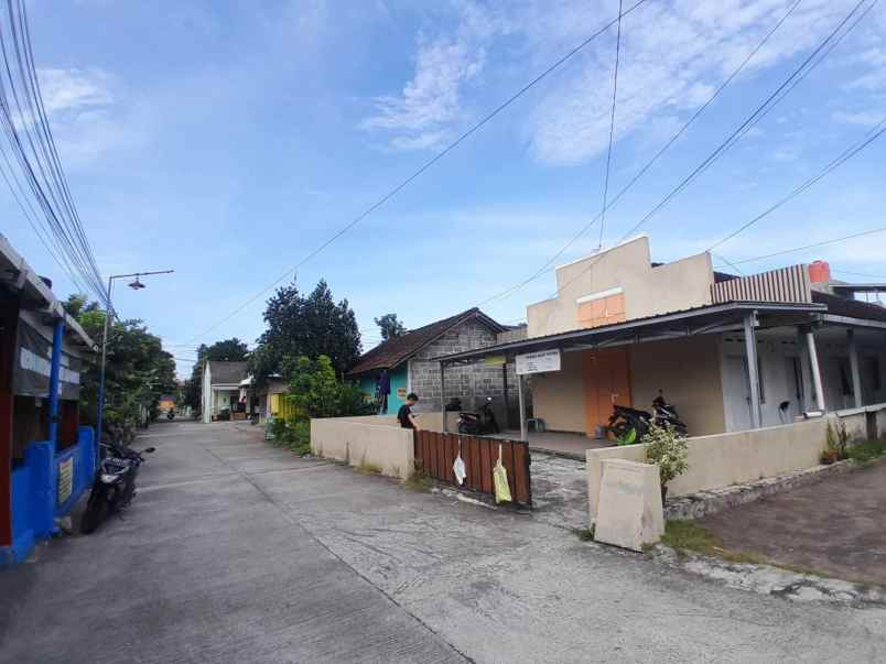 kost kostan dijual cepat dekat jl raya jogja solo