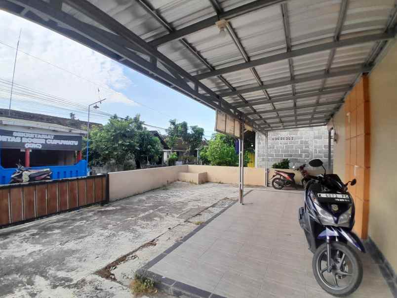 kost kostan dijual cepat dekat jl raya jogja solo