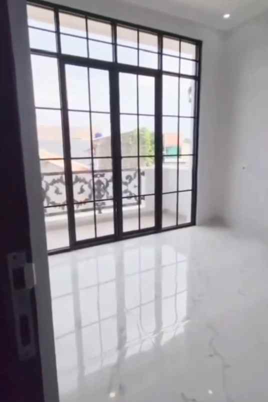 new cluster modern tropis