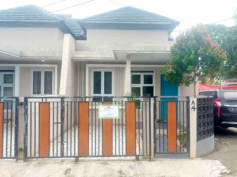 over kredit 70jt rumah dekat stasiun depok lama