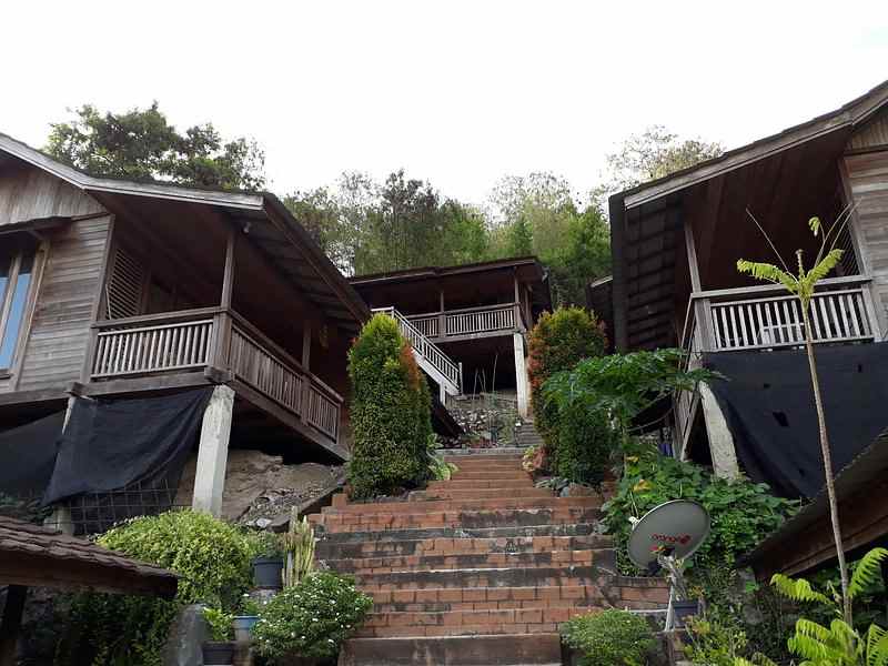 ready ex hotel spring hill labuan bajo