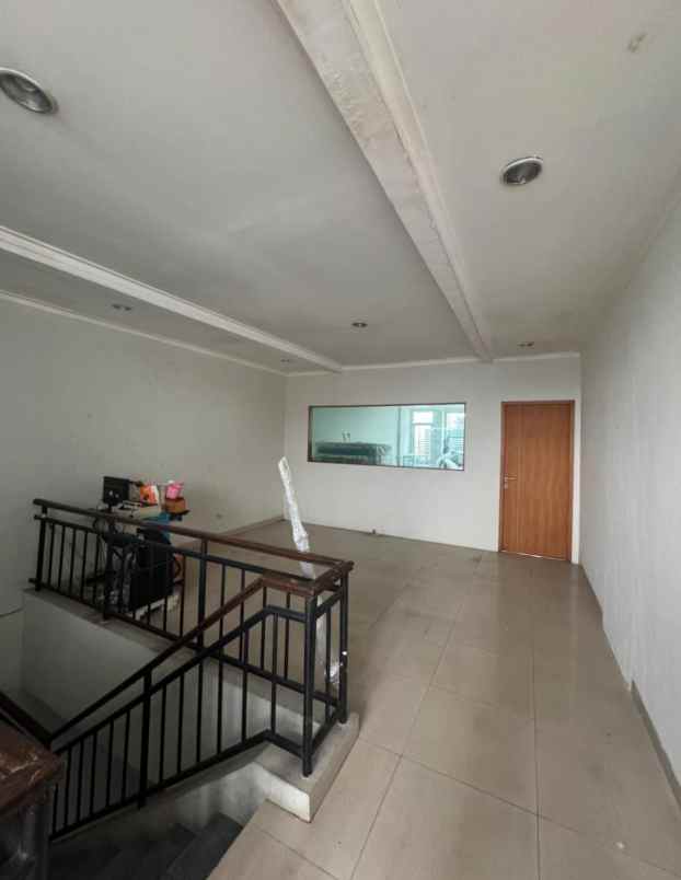 ruko 3 lantai boulevard termurah gading serpong