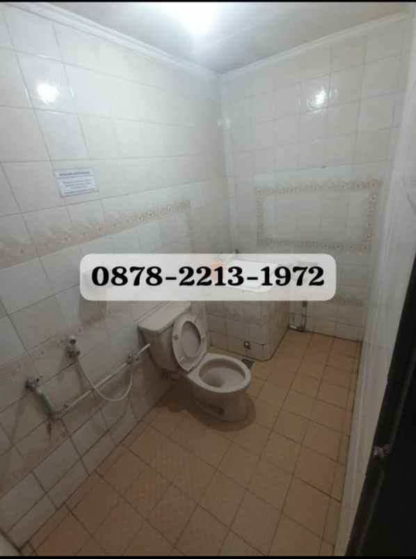 ruko bagus untuk cafe dan resto di lengkong