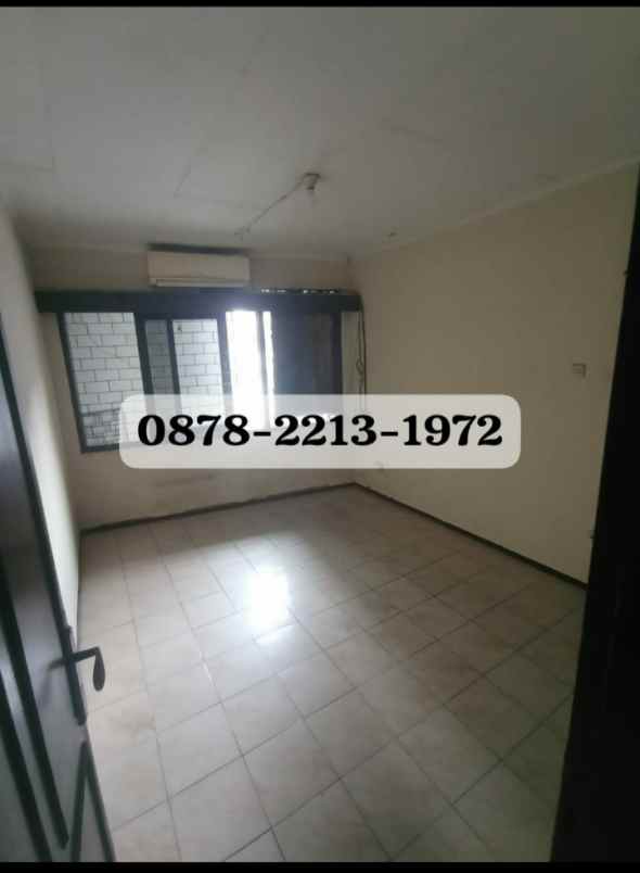 ruko bagus untuk cafe dan resto di lengkong