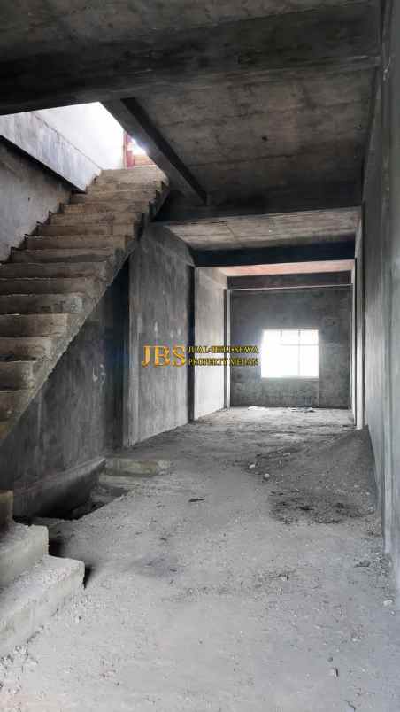 ruko dijual di jalan h m joni medan depan ex giant