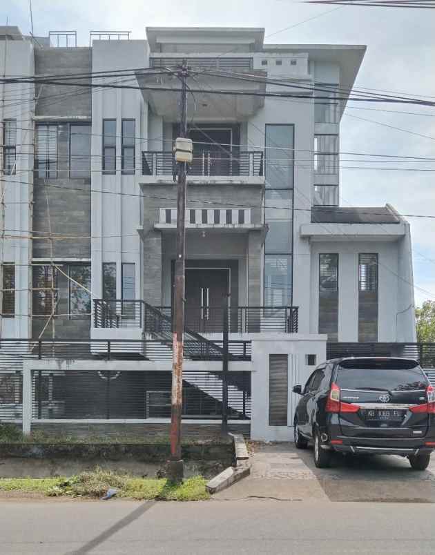 ruko gudang kantor jalan urai bawadi