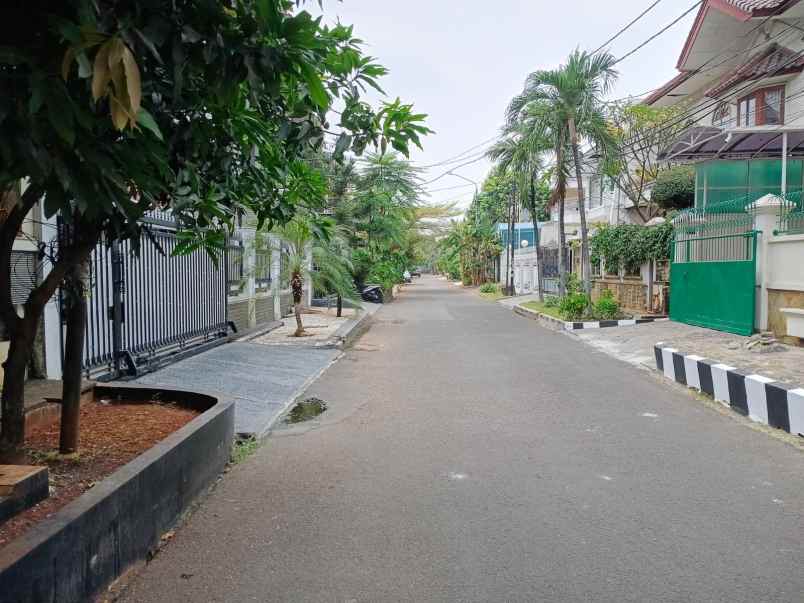 rumah 1 lantai strategis di pulomas jakarta timur