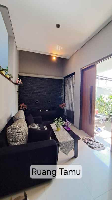 rumah 2 lantai di bintara bekasi barat