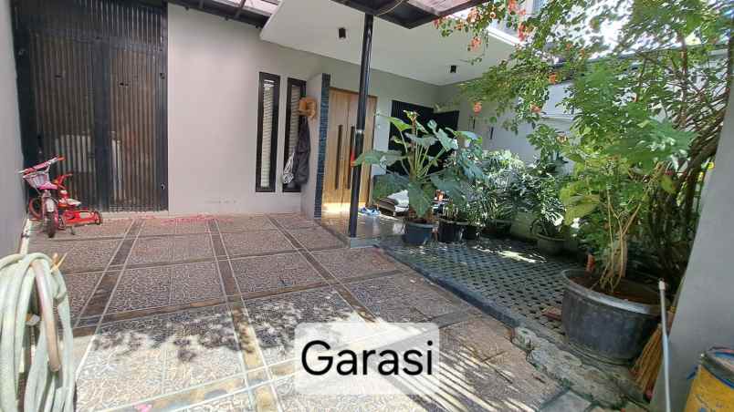 rumah 2 lantai di bintara bekasi barat