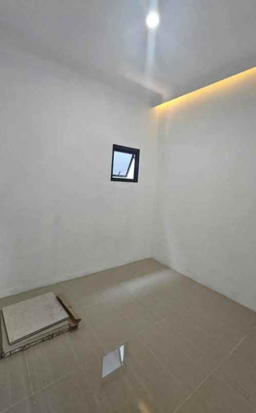 rumah 300 jutaan terlaris dekat stasiun cilebut