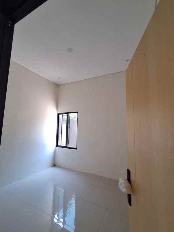 rumah bagus siap huni shm ready sekitar kampus unnes