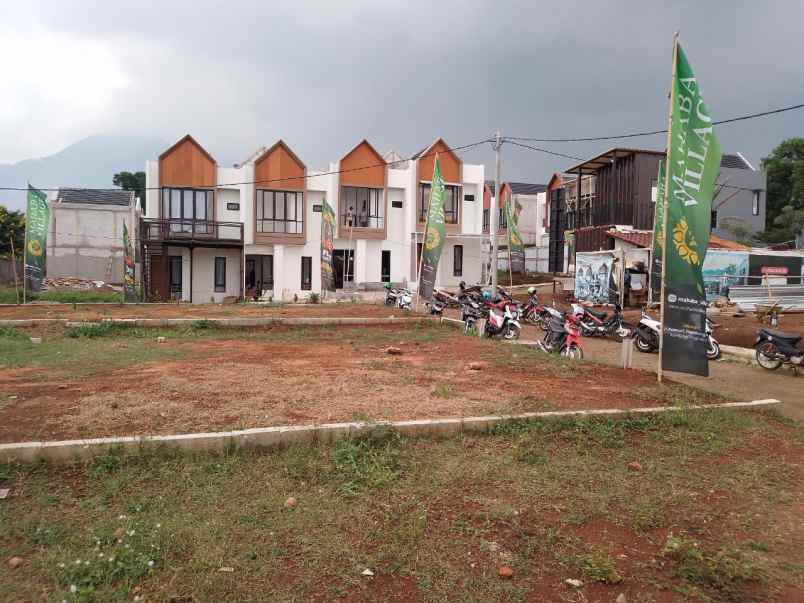 rumah baru 2 lantai dekat exit tol cileunyi
