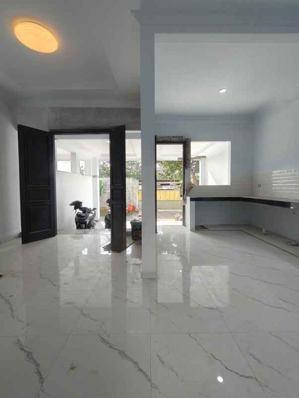 rumah baru dalam komplek di pondok kelapa jaktim