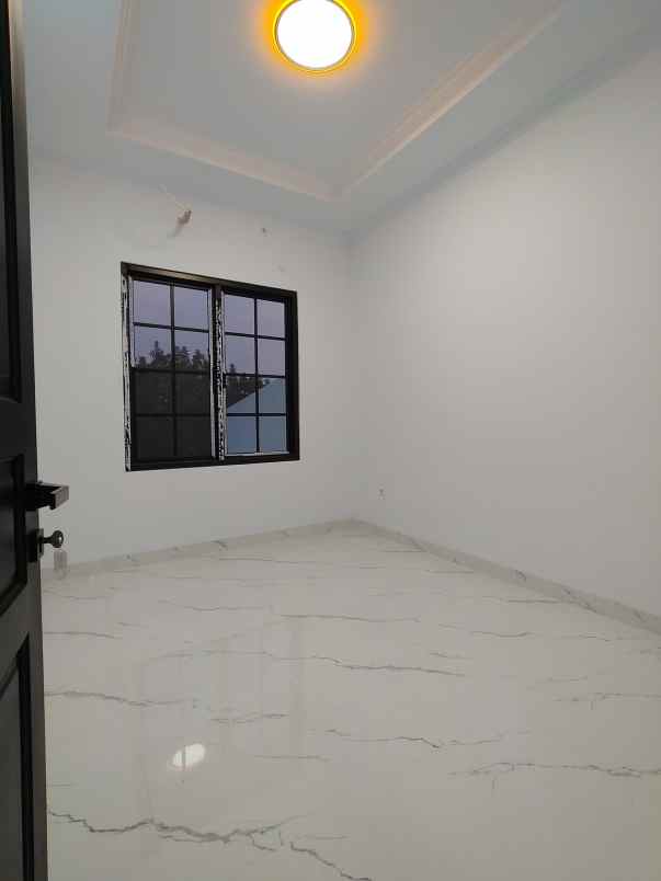 rumah baru dalam komplek di pondok kelapa jaktim