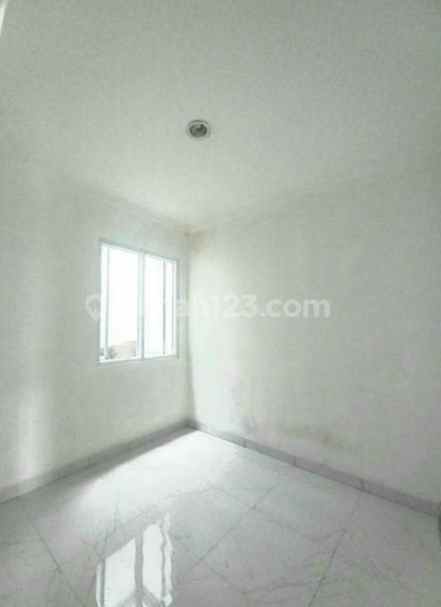 rumah baru dalam komplek pondok kelapa jakarta timur