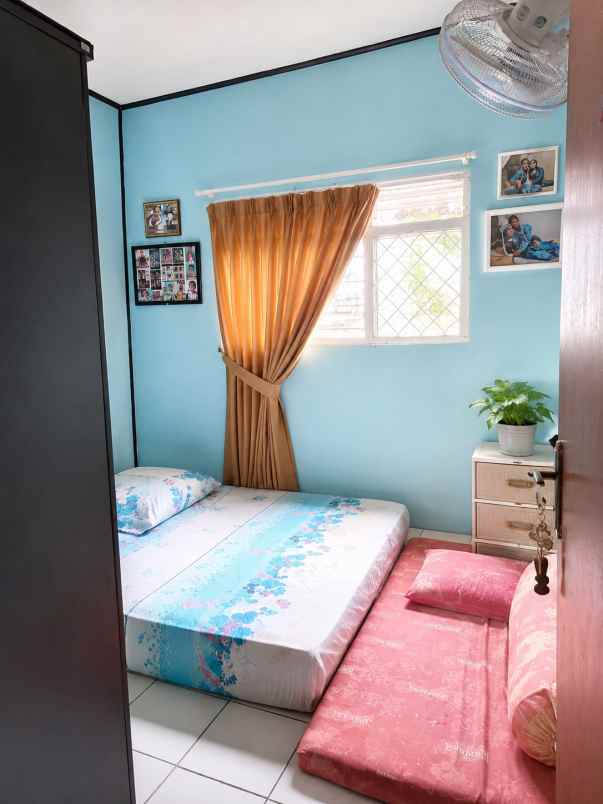 rumah bonus kios cocok untuk kostan di margonda depok