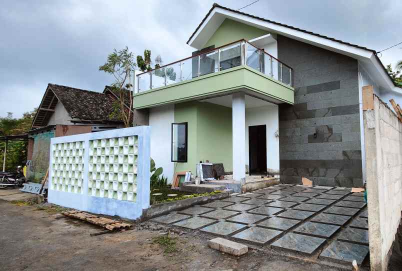 rumah cantik 7 menit ke pasar ngijon