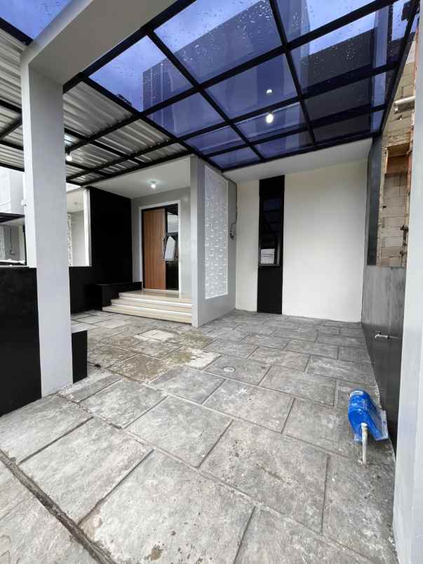 rumah cantik akses praktis lingkungan asri
