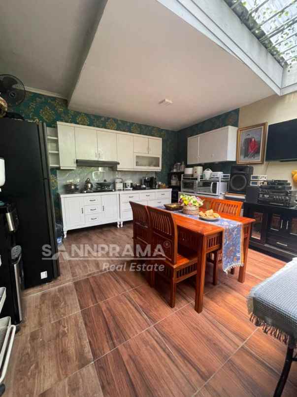 rumah cantik shm dekat tol pamulang ash