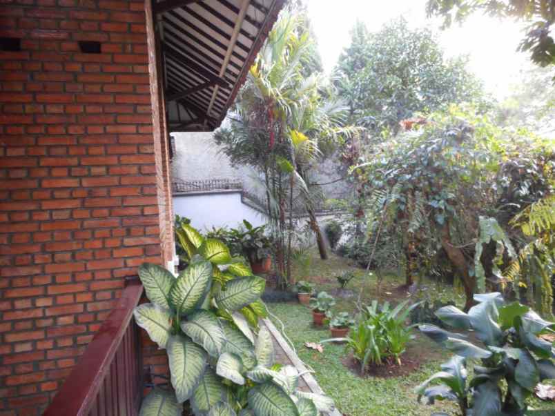 rumah cisitu