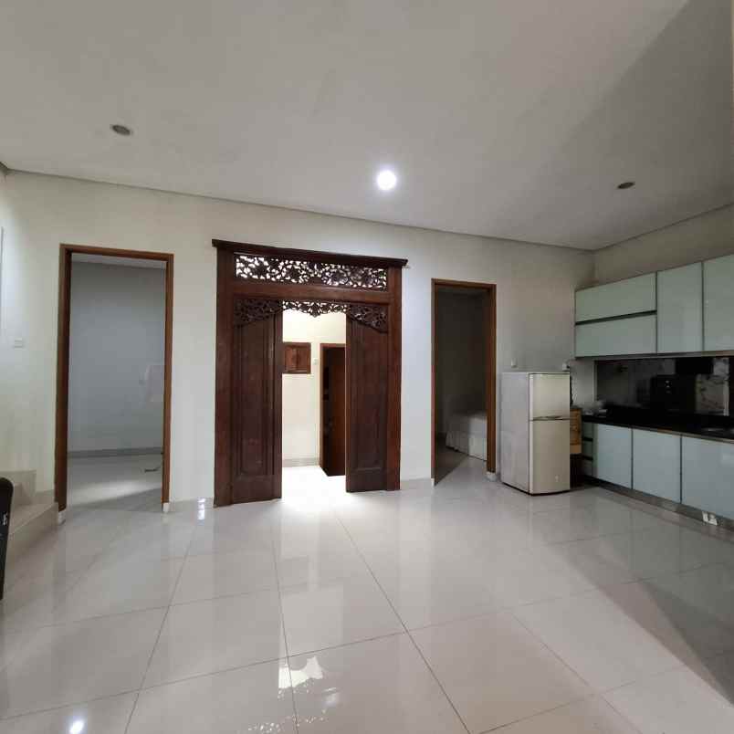 rumah cluster dekat tmii rooftop 3 kamar jakarta timur