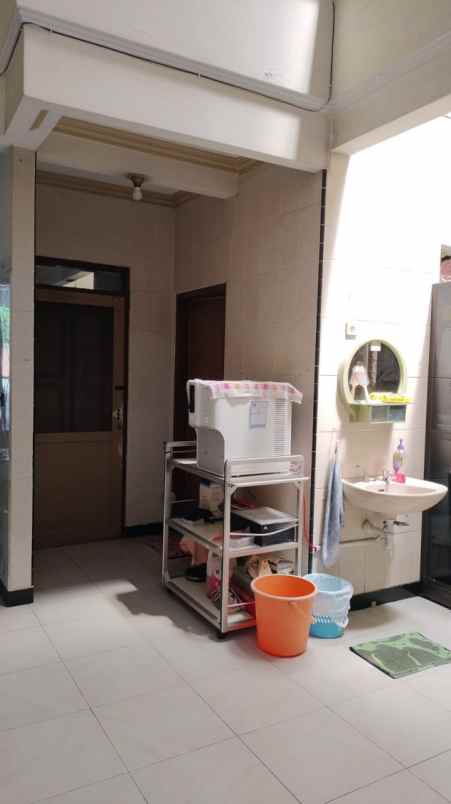 rumah di darmo permai selatan