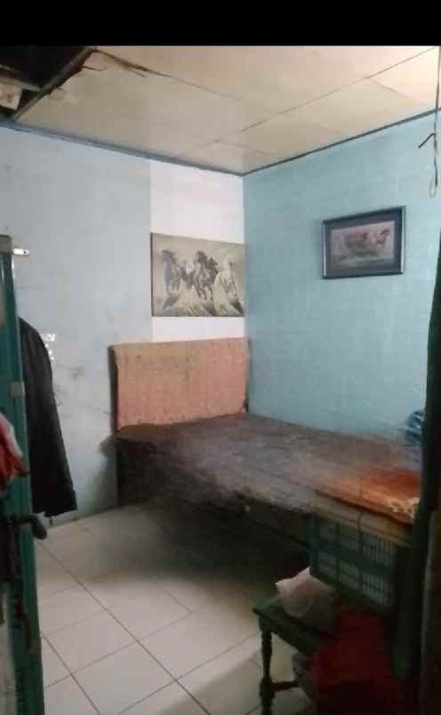 rumah di depok 2 tengah dekat jl raya proklamasi