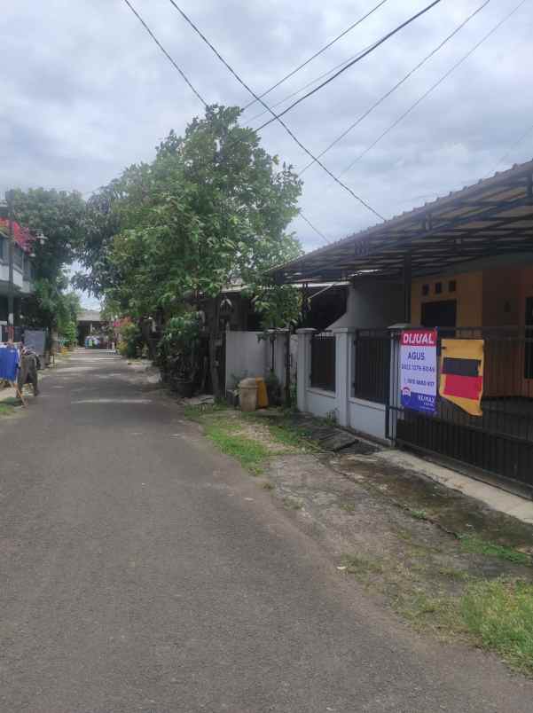 rumah dicluster green sevilla tangerang