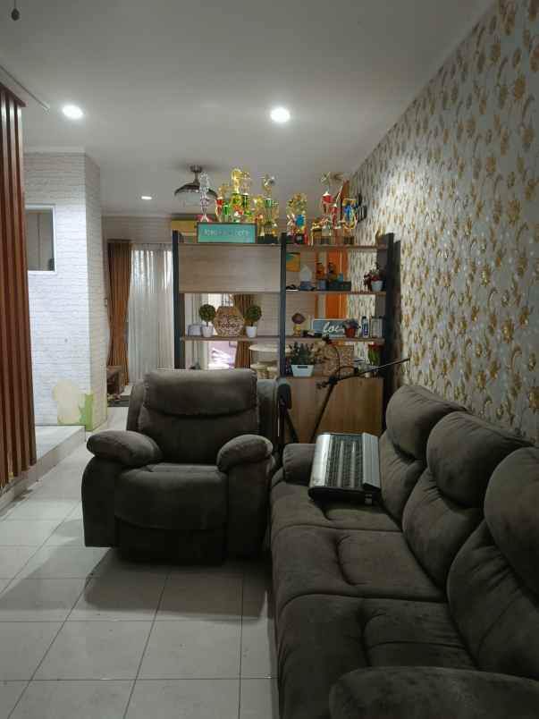 rumah dijual cepat cluster magnolia summarecon bekasi