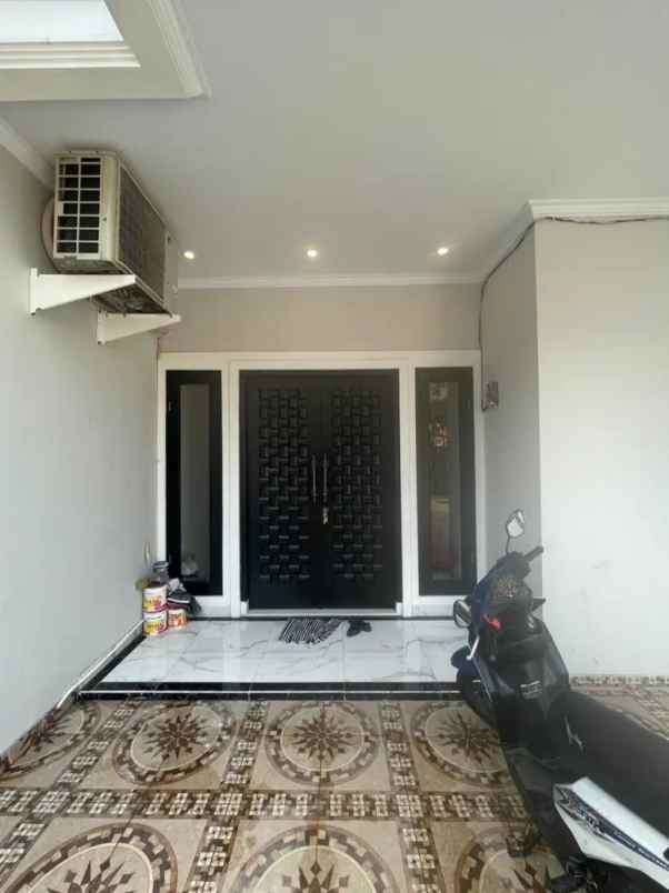 rumah dijual di lenteng agung jakarta selatan